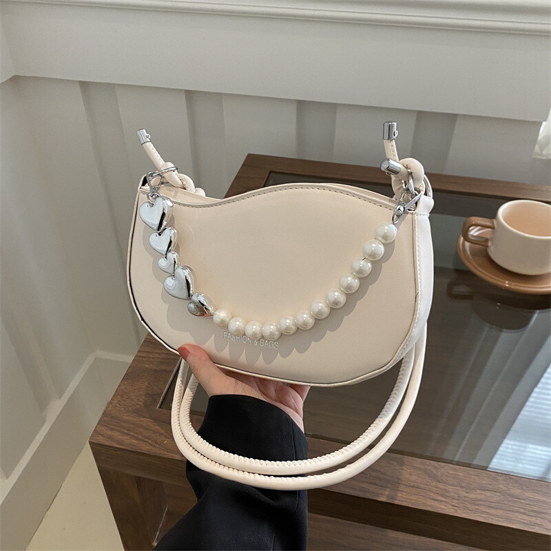 Λεπτή και μοντέρνα μικρή τσάντα ώμου με ανάγλυφη υφή και αλυσίδα από πέρλες για γυναίκες, νέα άνοιξη 2024, ευέλικτη καθημερινή τσάντα ώμου