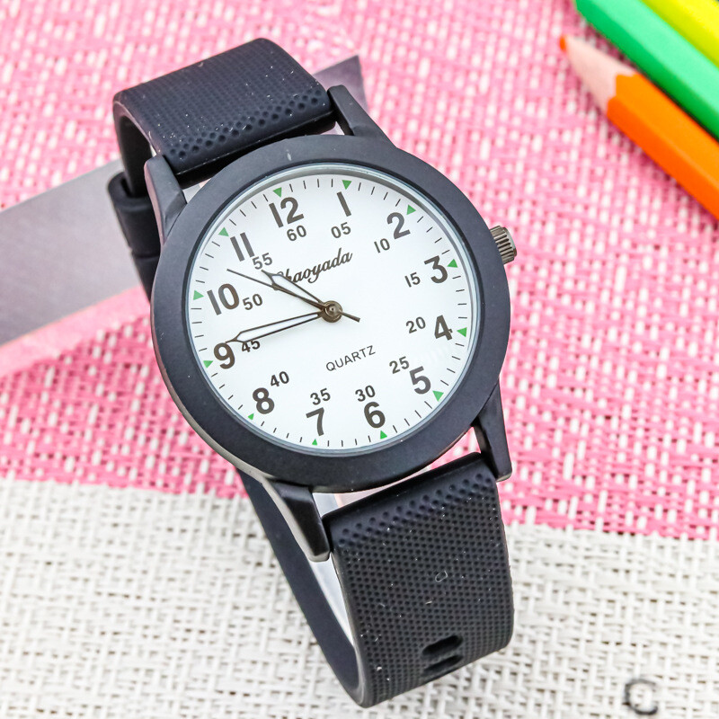 2023. gada jauns bērnu caurspīdīgs digitālais pulkstenis ar mīkstu silikona siksniņu, moderns pusaudžu ūdensnecaurlaidīgs kvarca elektroniskais pulkstenis, mirdzošs