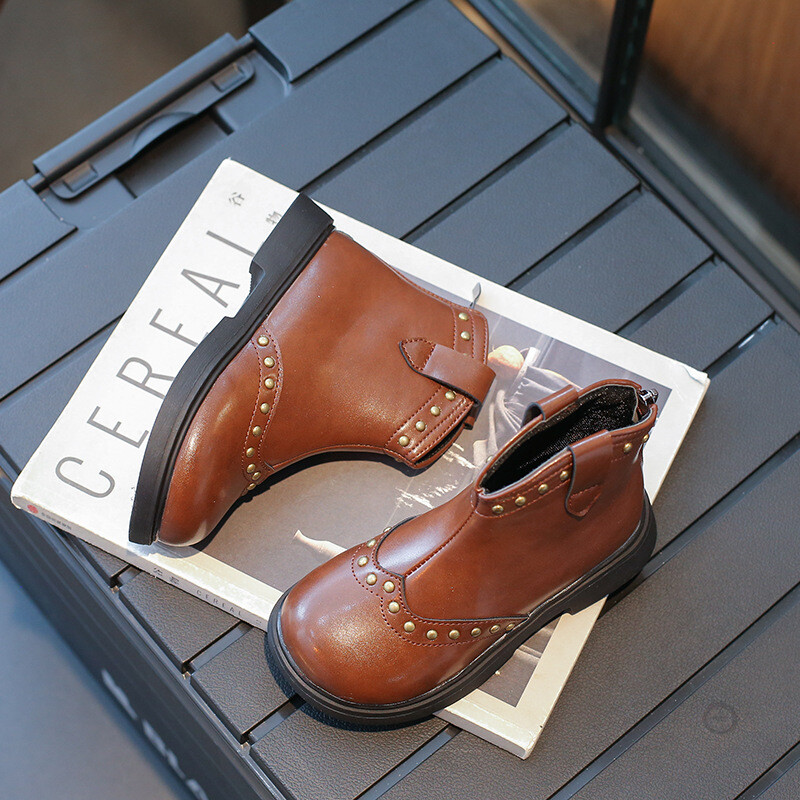 Mergaičių britiško stiliaus Martin aulinukai 2023 m., nauji rudens ir žiemos vaikiški trumpi aulinukai minkštais padais, kniedėmis, neslystantys odiniai aulinukai minkštais padais