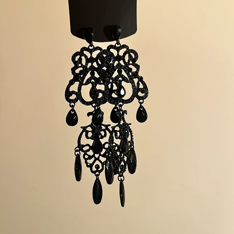 Europietiško ir amerikietiško dizaino auskarai su tamsiu gotikiniu raštu, asmenybės temperamento auskarai, lengvi, prabangūs, banketų stiliaus auskarai moterims