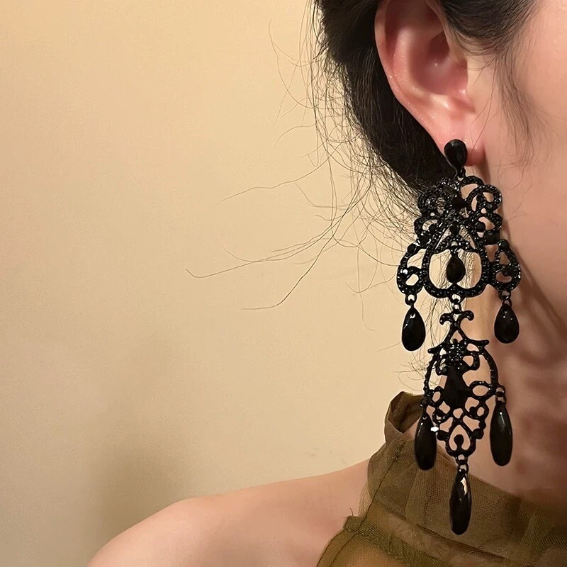 Europietiško ir amerikietiško dizaino auskarai su tamsiu gotikiniu raštu, asmenybės temperamento auskarai, lengvi, prabangūs, banketų stiliaus auskarai moterims