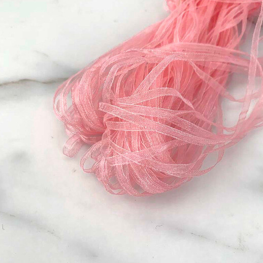 3 mm sniego siūlų juostelė, aukštos kokybės juostelė, žymeklių juostelė, dovanų dėžutė, pakuotė, torto juostelė, paruošta siuntimui, 40 metrų