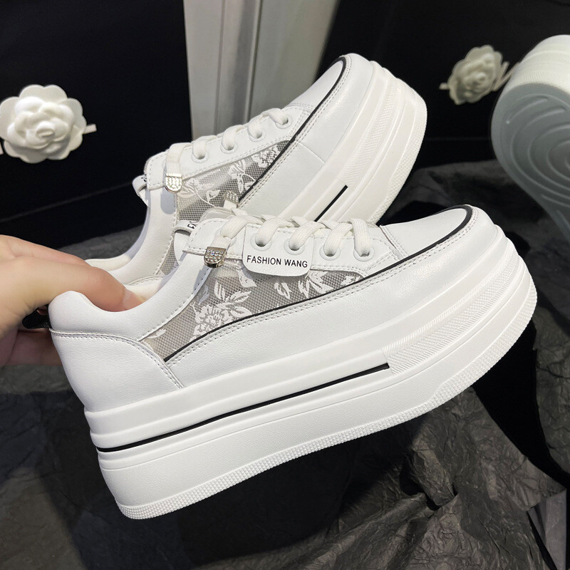 Moteriški sportbačiai su platforma, kuri pakelia ūgį 8 cm, storu padu, 2025 m. vasara, natūrali oda, universalūs, kvėpuojantys, tinkliniai, balti, moterims