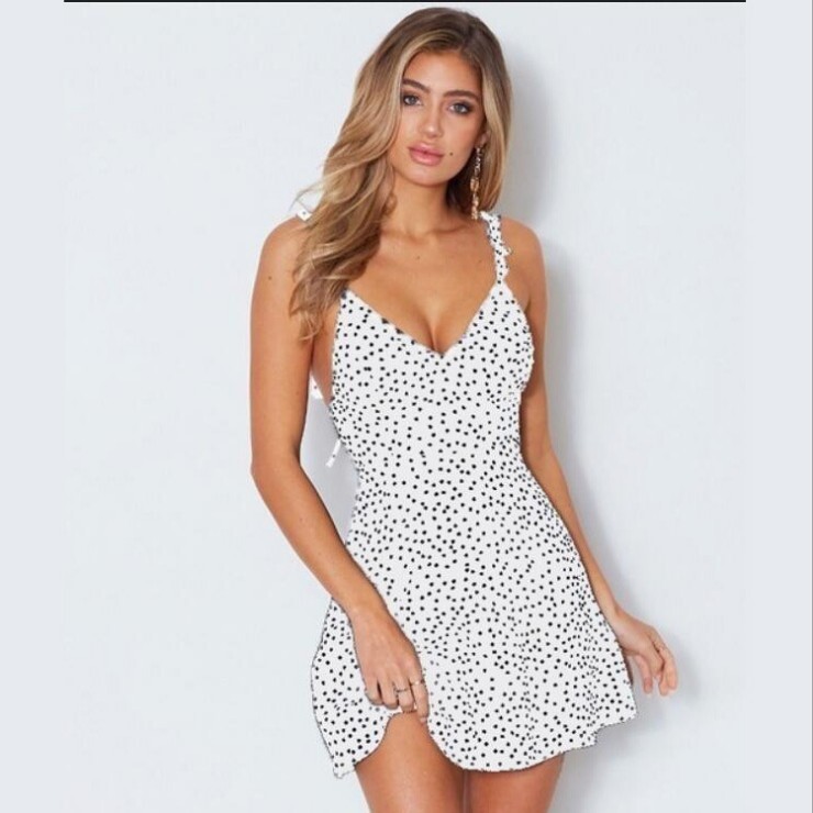 2020 Най-продаваната европейска и американска рокля на точки с връзки отзад и вълнообразни рамене, 6 цвята и 6 размера