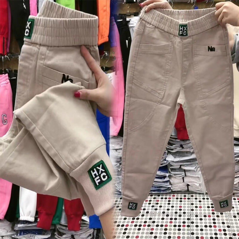 Naujos stilingos laisvalaikio džinsinės kelnės moterims, mažinančios senėjimą ankstyvą rudenį, su išlenktomis pusmėnulio formos kišenėmis, universalios, lieknos ir madingos haremo kelnės, morkų formos kelnės