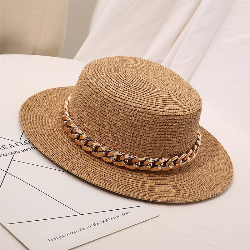 Kis karimájú nyári kalap, francia retró stílus, lapos kalap lánccal, hétköznapi divat, sokoldalú szalmakalap