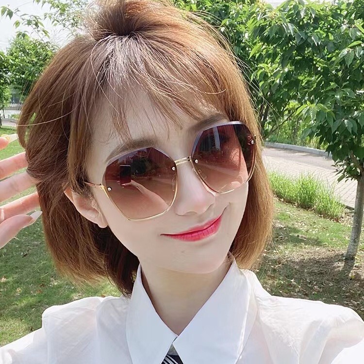 Moteriški akiniai nuo saulės be rėmelių su apkarpytais rėmeliais, 2024 m. nauji madingi netaisyklingo stiliaus akinių rėmeliai, urmu, korėjietiško stiliaus gatvės stiliaus akiniai nuo saulės