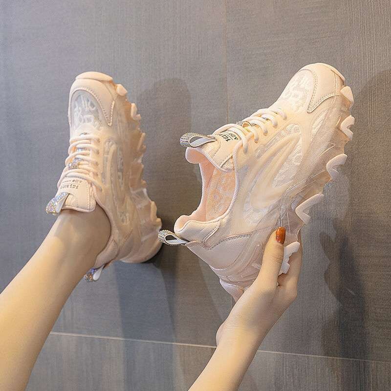 Elegantne ženske cipele za tatu ljeto 2025., novi stil, svestrane prozračne sportske ležerne bijele cipele, super vruće