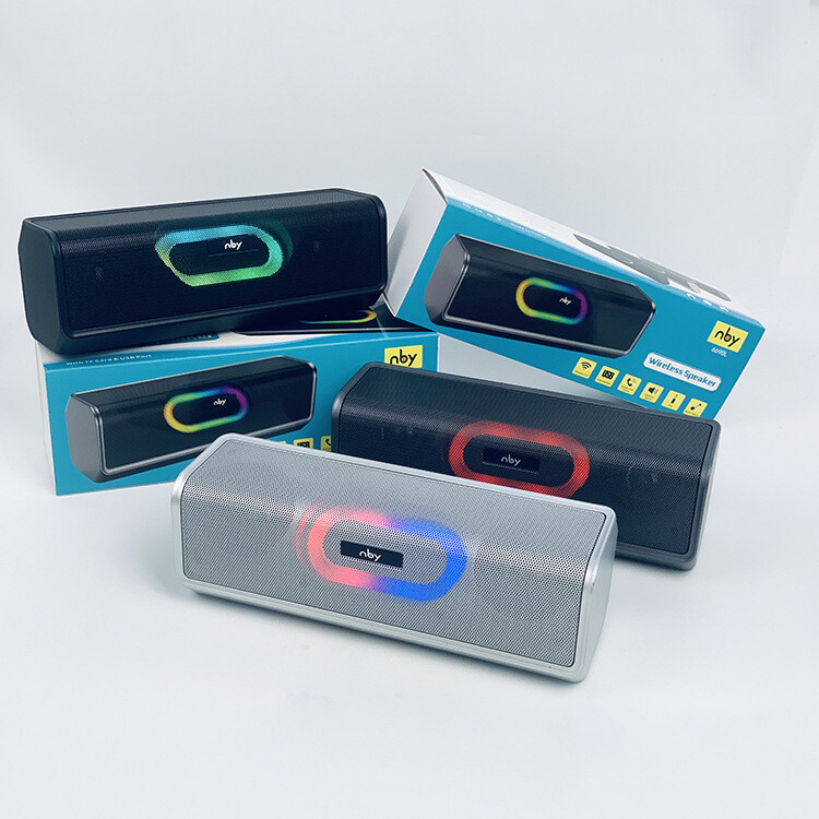 Belaidė „Bluetooth“ kolonėlė su ilgu strypu, šauniomis spalvingomis lemputėmis, namų plokštė, radijas, kompiuteris, stalinis kompiuteris, žemųjų dažnių garsiakalbis, garso aparatūra