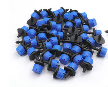 Tiesioginiai pardavimai iš gamyklos, 200 vnt. Raudonkepuraitės aštuonių skylių lašelinis purkštukas, raudonas, 8 skylių reguliuojamas srautas, sodo mikropurškimo antgalis lašeliniam laistymui