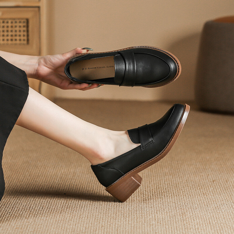 Γυναικεία μαύρα δερμάτινα παπούτσια βρετανικού τύπου, γαλλικά ψηλοτάκουνα με μαλακή σόλα, μαύρα εππαγγελματίες γραφείου, μαλακά δερμάτινα μοκασίνια με μαλακή σόλα για γυναίκες