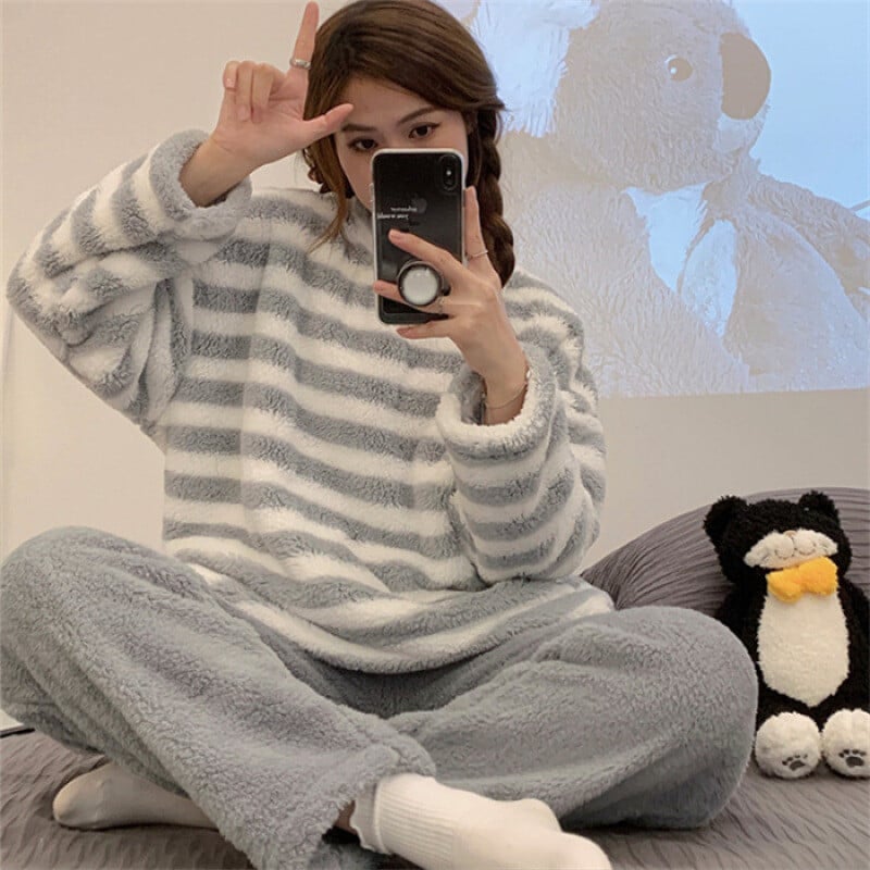 2024 m. pavasario-rudens-žiemos flanelinė pižama, sustorinta, moteriška, miela, animacinio filmuko stiliaus, laisvalaikio, ilgomis rankovėmis, namų apyvokos reikmenys, viršutiniai drabužiai
