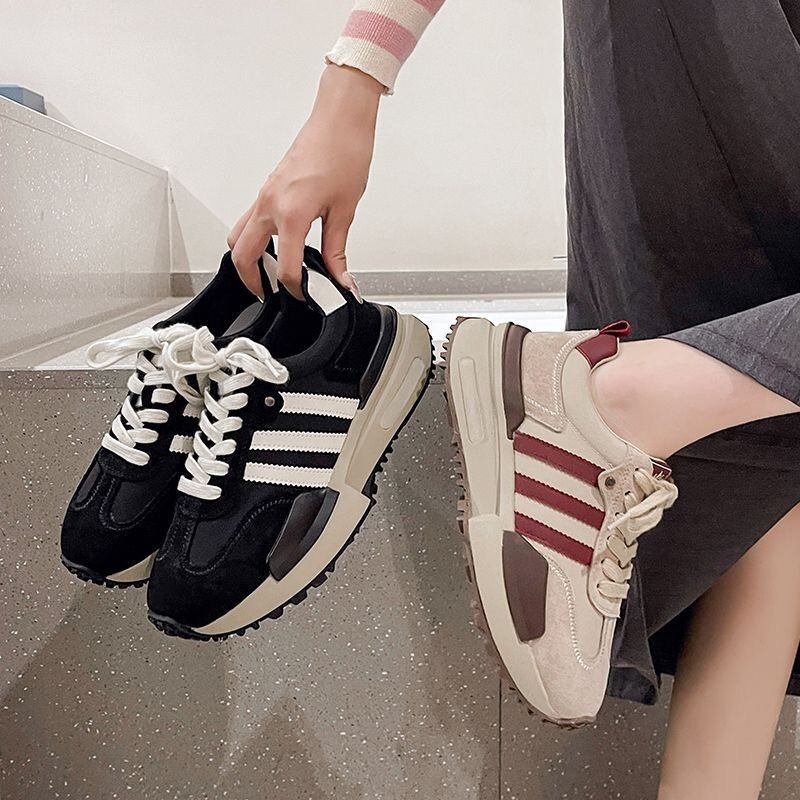 Διασημότητες στο Διαδίκτυο, καυτά παπούτσια με μικρή μέση Forrest Gump, γυναίκες 2023, φθινόπωρο, νέα casual, ευέλικτα παπούτσια σε στυλ Χονγκ Κονγκ με χοντρό πάτο, ανυψωτικό κάτω μέρος