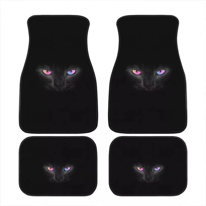 Nauji amerikietiško stiliaus automobilių kilimėliai, lengvai valomi, krištolo aksomo dekoratyviniai kilimėliai, parduodami „Amazon“ parduotuvėje, su siuntimo etiketėmis