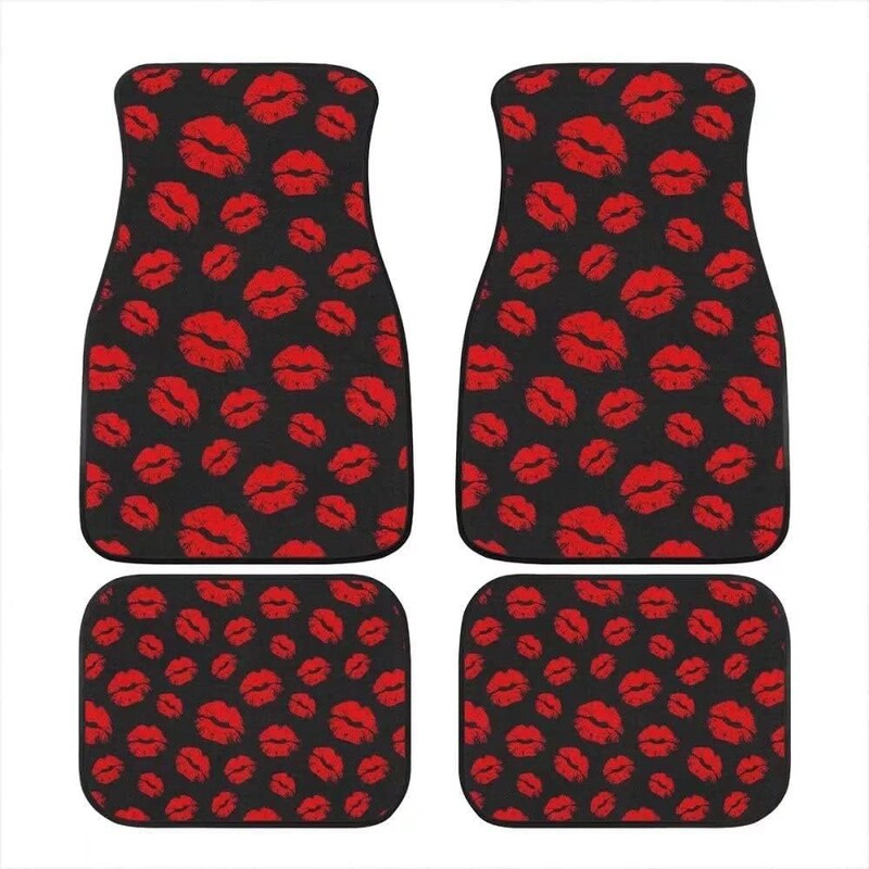 Nauji amerikietiško stiliaus automobilių kilimėliai, lengvai valomi, krištolo aksomo dekoratyviniai kilimėliai, parduodami „Amazon“ parduotuvėje, su siuntimo etiketėmis