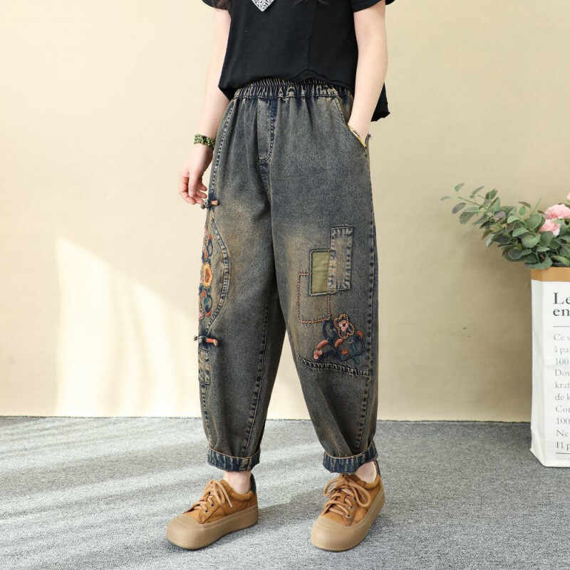 Художествени ретро цветни копчета бродерия 2025 Пролетни дънки Дамски широки големи бродирани деветточкови панталони