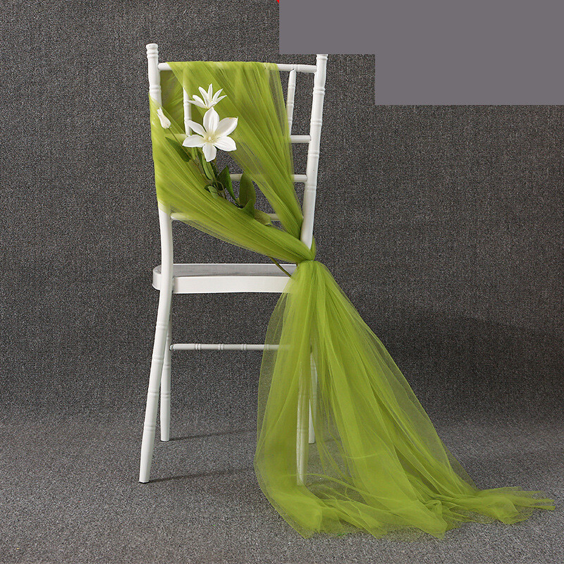 Vestuvinis šydas, vestuvių kėdės atlošas, šydas, baigimo ceremonija, darželio kėdės dekoravimas, baltas šydas, kėdė, audinys, tinklelis