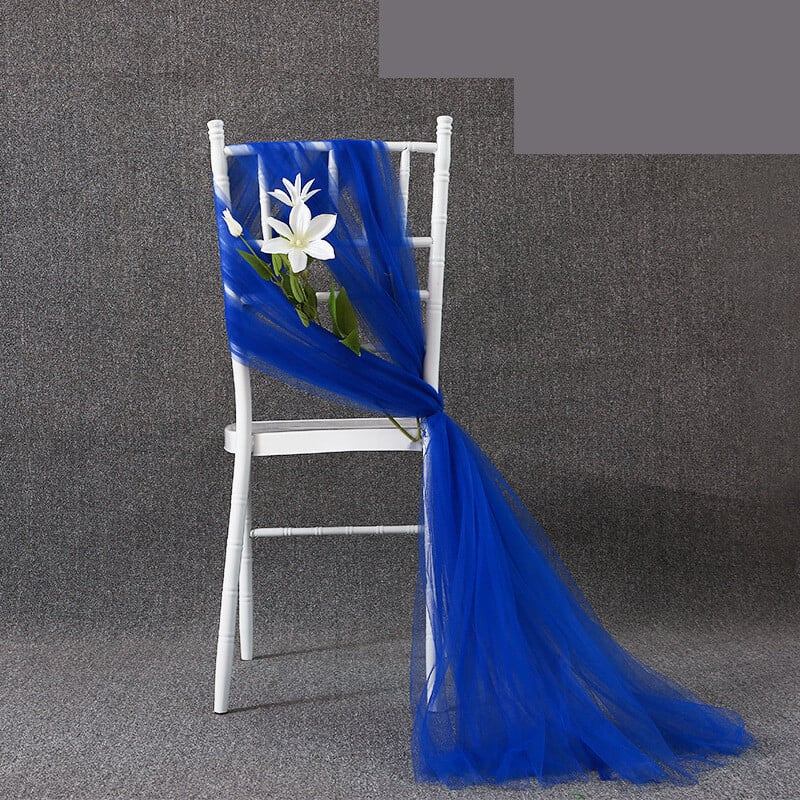 Vestuvinis šydas, vestuvių kėdės atlošas, šydas, baigimo ceremonija, darželio kėdės dekoravimas, baltas šydas, kėdė, audinys, tinklelis