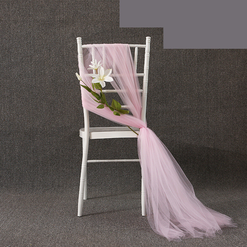 Vestuvinis šydas, vestuvių kėdės atlošas, šydas, baigimo ceremonija, darželio kėdės dekoravimas, baltas šydas, kėdė, audinys, tinklelis