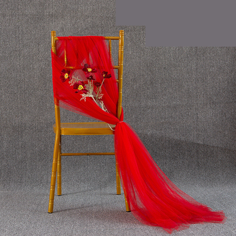 Vestuvinis šydas, vestuvių kėdės atlošas, šydas, baigimo ceremonija, darželio kėdės dekoravimas, baltas šydas, kėdė, audinys, tinklelis