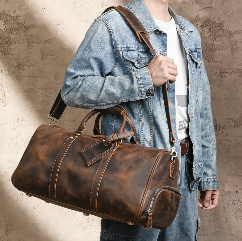 Сак от материал crazy horse 50cm