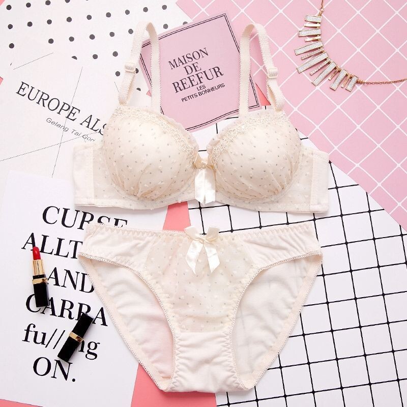 Комплект бельо за момичета от японски стил, тънък, малък сутиен с повдигащ механизъм в корейски стил, за ученици от прогимназията, гимназията и колежани