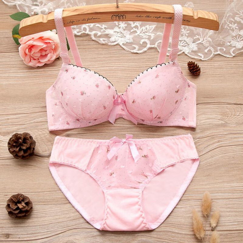 Комплект бельо за момичета от японски стил, тънък, малък сутиен с повдигащ механизъм в корейски стил, за ученици от прогимназията, гимназията и колежани