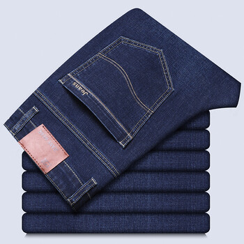 Muške traperice, široke ravne hlače, ležerne muške hlače, proljeće 2025., novi stil, muška odjeća za mlade, duge hlače za četiri godišnja doba