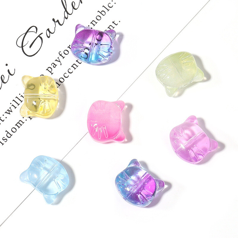 30 бр./опаковка цветни прозрачни стъклени момичешки сърце анимационна котка вертикална дупка мъниста DIY висулка мобилен телефон верижка