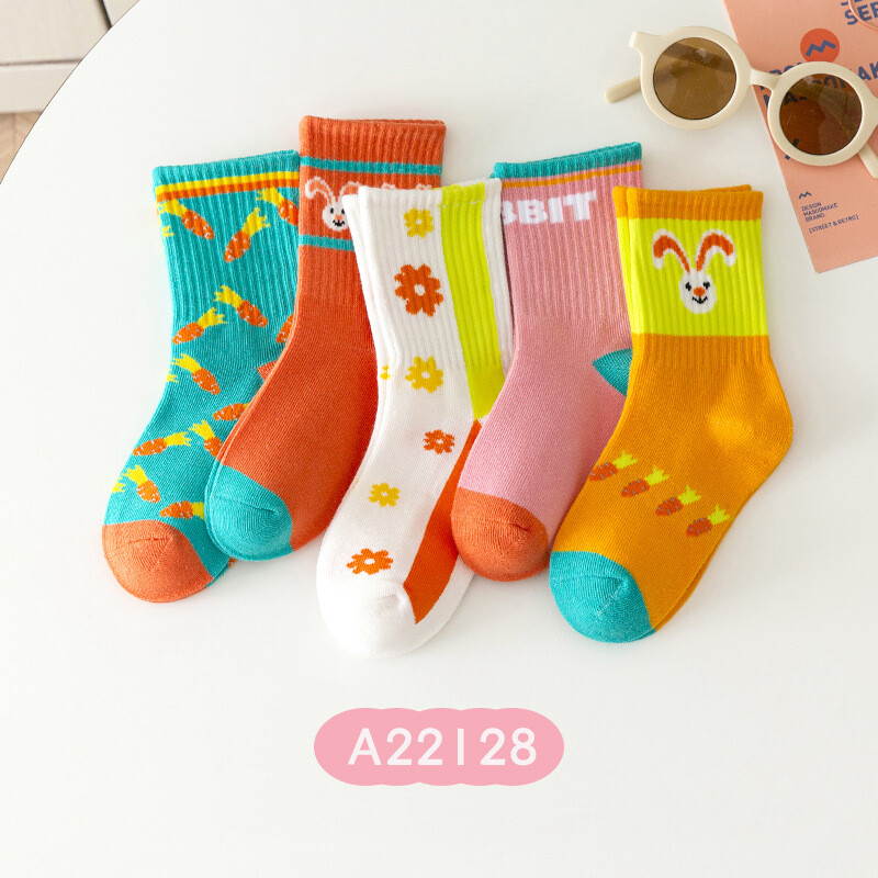 Vaikiškos kojinės rudeniui ir žiemai, naujos mielos medvilninės kojinės su animacinių filmukų personažais, vidutinio ilgio, berniukams ir mergaitėms nuo 1 iki 15 metų, kūdikiams skirtos kojinės princesės stiliaus