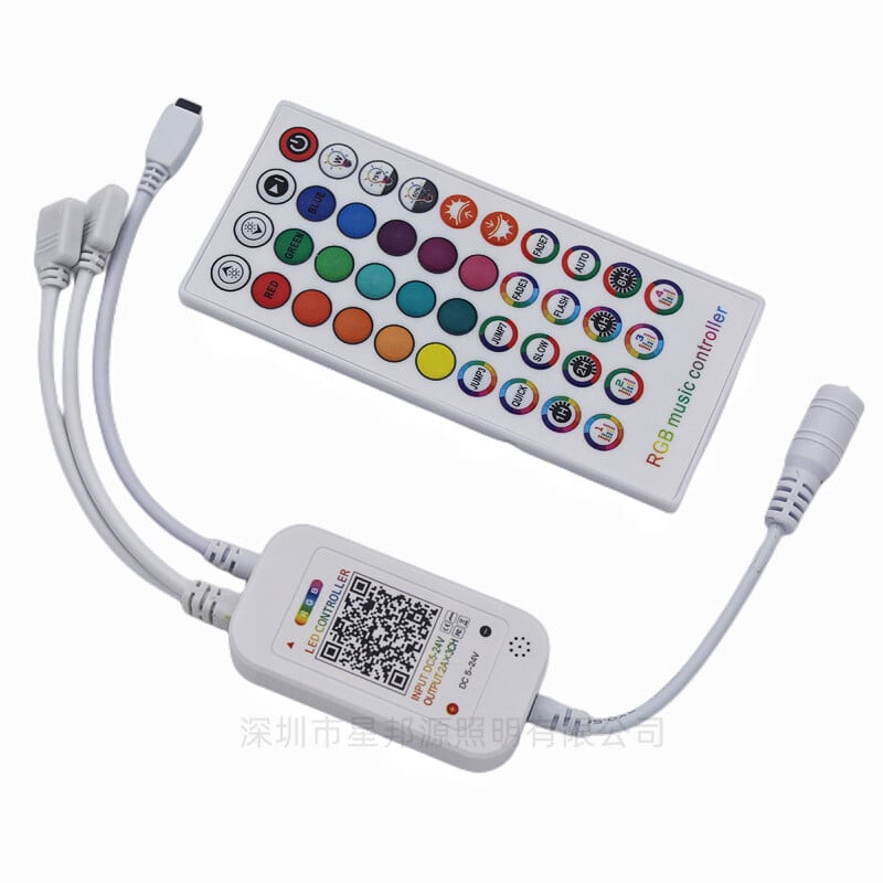 Infrasarkanā 40 taustiņu LED Bluetooth krāsu RGB gaismas lentes kontrolieris, lietotnes vadība, vienas līdz divu mūzikas gaismas lentu vadība