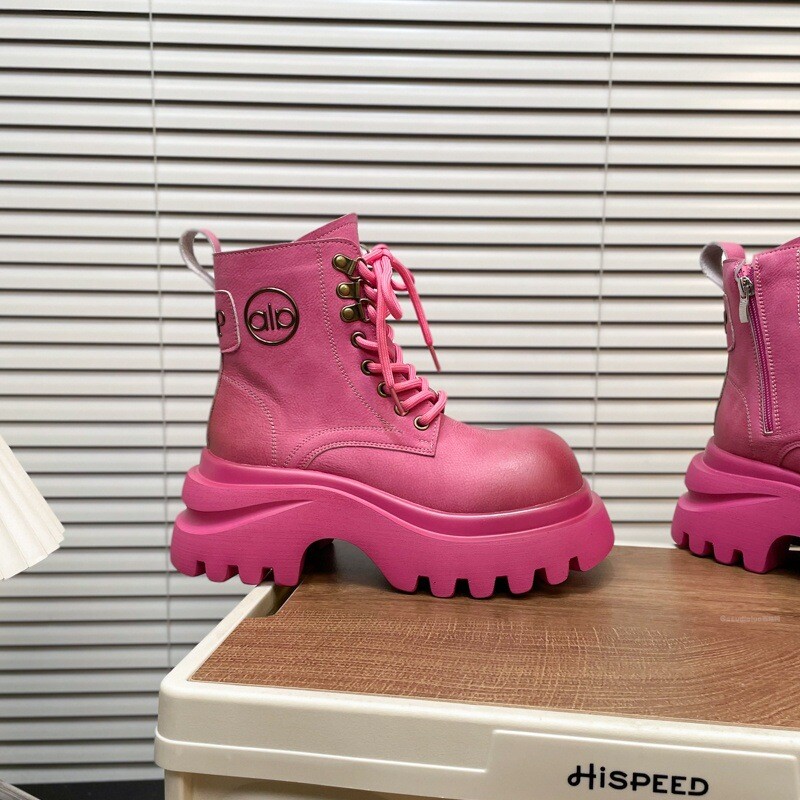 Γυναικείες μπότες Martin από το Χονγκ Κονγκ με χοντρές σόλες και μεγάλα κεφάλια, γνήσιο δέρμα, 2025, άνοιξη και φθινόπωρο, νέα μόδα, μεγάλες κίτρινες μπότες, βρετανικές μπότες μοτοσικλέτας με χοντρά τακούνια