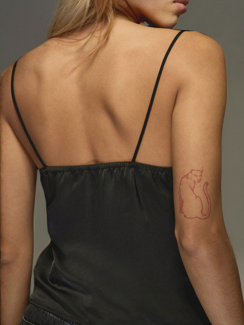 2025 m. pavasario-vasaros nauji moteriški drabužiai, europietiški ir amerikietiški seksualūs nėriniuoti marškinėliai be rankovių