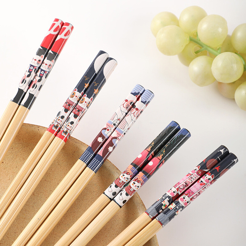 Aukštos kokybės bambuko lazdelės, 5 poros, buitinės, natūralios, buitinės, medžio masyvo lazdelės, neslystančios, atsparios pelėsiui, atsparios aukštai temperatūrai, naujos, nedažytos bambuko lazdelės, stalo įrankiai