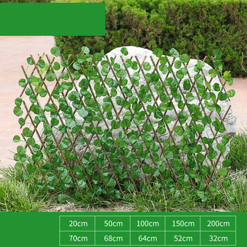 Tvoros imitacija, ištraukiama tvora, dirbtinės gėlės ir žali lapai, lauko kiemo siena, apsauginis turėklas, dekoratyviniai augalai, blokuojantys lapus