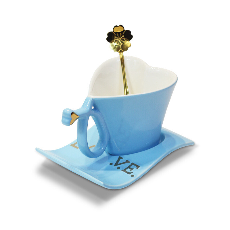 Skandinaviško stiliaus keraminių kavos puodelių rinkinys, širdies formos keraminis puodelis porai su gėle, paprasta vestuvių dovana su šaukšteliu ir lėkštute