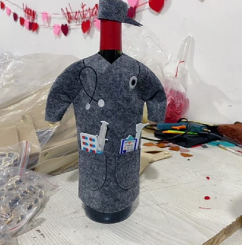 Jauni pārrobežu produkti: filca sarkanvīna maisiņš, dekoratīvs dāvanu maisiņš, radošs apģērbs, sarkanvīna pudeļu iepakojums, filca maisiņš