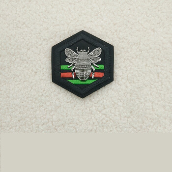 Odinis kompiuterinis siuvinėjimas, lopai, furnitūra, juodos etiketės, siuvinėjimas, audinys, lopai, drabužiai, aksesuarai, dekoratyviniai odiniai drabužiai, nuolaidos, didmeninė prekyba