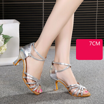 Moteriški Lotynų Amerikos šokių bateliai, Suaugusiųjų aukštakulniai, Minkštapadiai bateliai, Moteriški vidutinio aukščio kulniukai šokių bateliai, Nacionalinio standarto aukštakulniai ča-ča-ča šokių bateliams