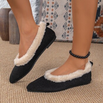 Populiarūs korėjietiško stiliaus rudens ir žiemos 2025 naujo stiliaus madingi laisvalaikio viršutiniai drabužiai su smailia nosele ir plokščiu dugnu „Baotou“ odiniai laisvalaikio bateliai moterims.