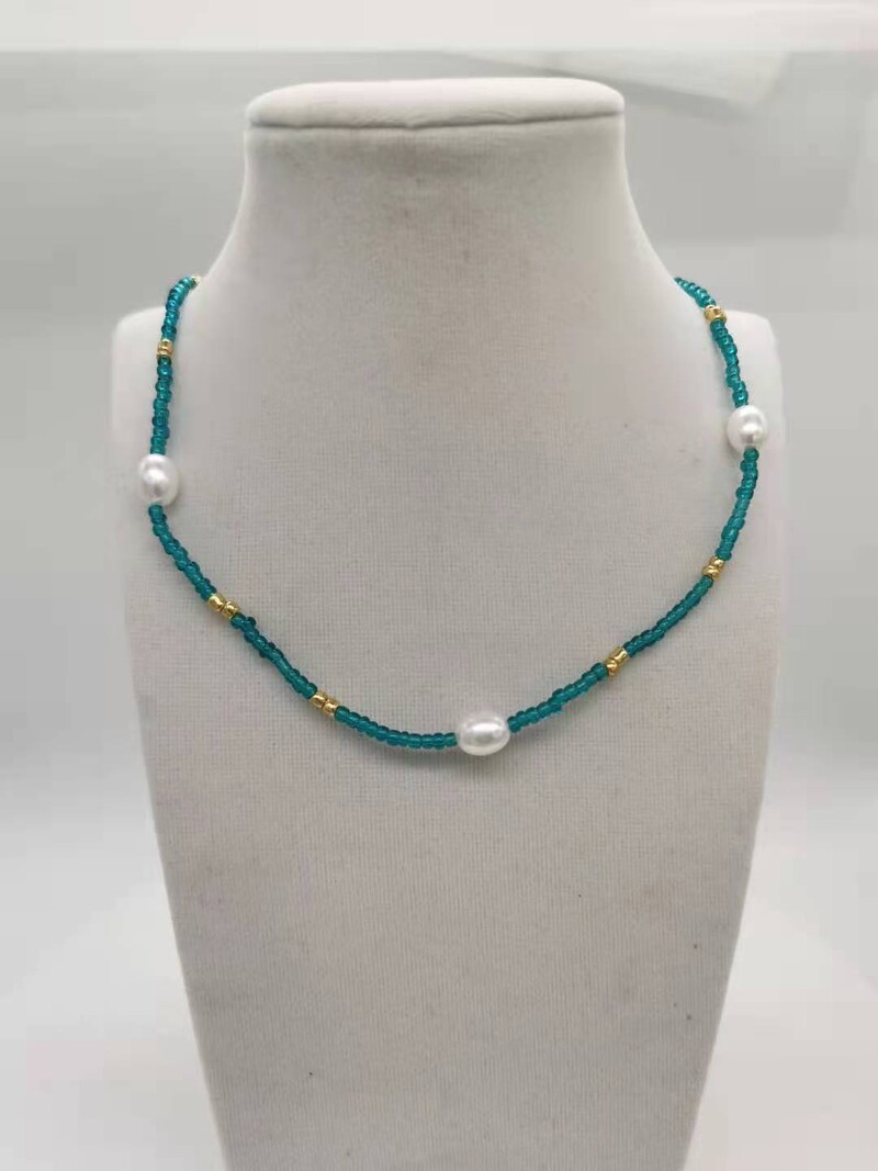 Rīsu pērlīšu kaklarota Pērļu kaklarota Rīsu pērlīšu kaklarota Eiropas un Amerikas stila pērļu kaklarota ar pērlēm un rīsu pērlītēm 45 cm