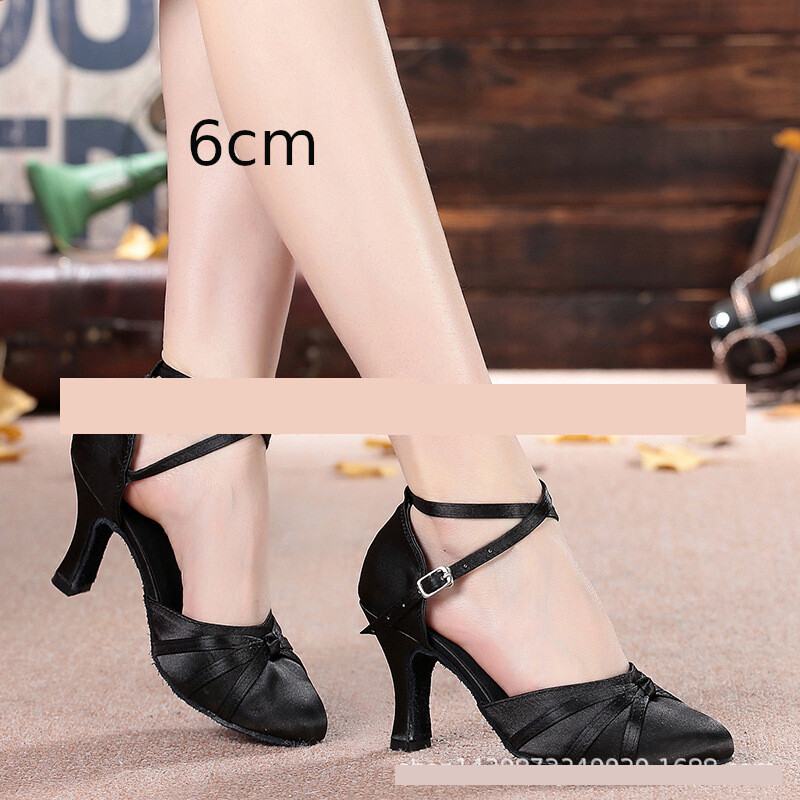 2022. gada jaunā stila baotou latīņu deju kurpes sievietēm ar 6 cm papēdi, paredzētas pieaugušajiem, profesionālām deju kurpēm ar mīkstu zoli, modernām deju kurpēm ar kvadrātveida balles dejām.