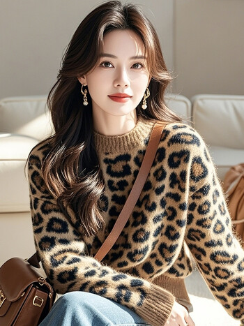 Pulover pentru femei cu imprimeu leopard, pulover moale tricotat cu guler rotund, toamna și iarna 2025, top nou, pufos și la modă, versatil