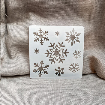 Šablonas apvaliam raižytam piešiniui dvigubai laimei, rankų darbo gimtadienio dovanai, aliejinei pastelei, mėnuliui ir saulei.