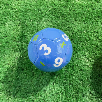 Futbola bumba ar burtciparu kodu 15 cm pārrobežu lietošanai Nr. 2, sabiezināta mašīnšūta futbola bumba, bērnu futbola rotaļlieta treniņiem un sacensībām, nakts tirgus stends