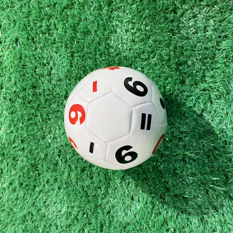 Futbola bumba ar burtciparu kodu 15 cm pārrobežu lietošanai Nr. 2, sabiezināta mašīnšūta futbola bumba, bērnu futbola rotaļlieta treniņiem un sacensībām, nakts tirgus stends