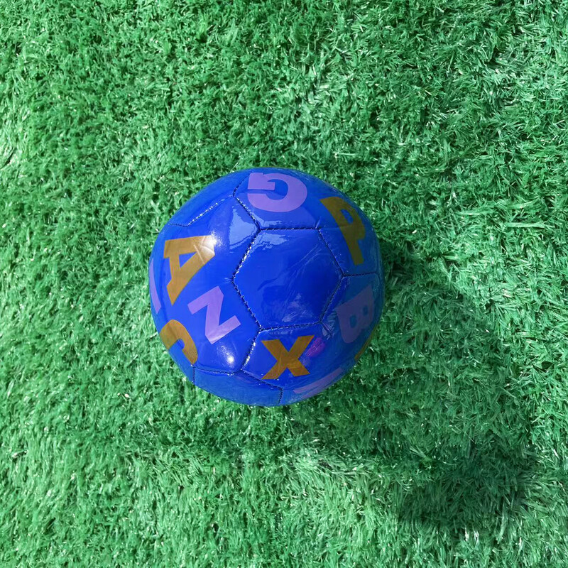 Futbola bumba ar burtciparu kodu 15 cm pārrobežu lietošanai Nr. 2, sabiezināta mašīnšūta futbola bumba, bērnu futbola rotaļlieta treniņiem un sacensībām, nakts tirgus stends