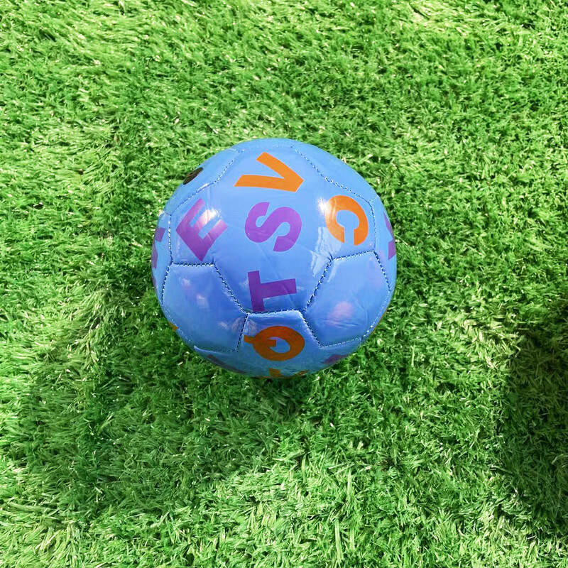 Futbola bumba ar burtciparu kodu 15 cm pārrobežu lietošanai Nr. 2, sabiezināta mašīnšūta futbola bumba, bērnu futbola rotaļlieta treniņiem un sacensībām, nakts tirgus stends