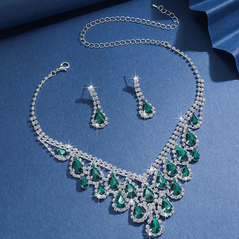 Ģeometriska asaras formas pušķīšu kaklarota, inkrustēta ar dimantiem, eleganta un stilīga atslēgas kaula ķēdīte, grezns augstas klases rotaslietu komplekts Eiropas un Amerikas stilā.