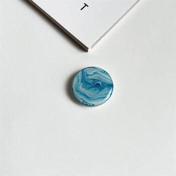 Epoksidinės dervos oro pagalvėlės laikiklis su marmuro raštu, kūrybingas darbalaukio „tinginio“ kilimėlis su skaidriu pagrindu, tinkamas tarpvalstybinei prekybai.